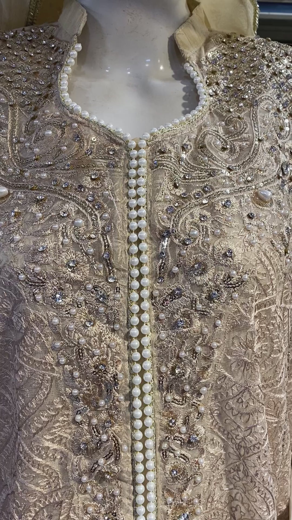 Luxury embellished maxi with elegent overlay, 3pcs ready to wear, Multiple colours available   And bulk quantity also.